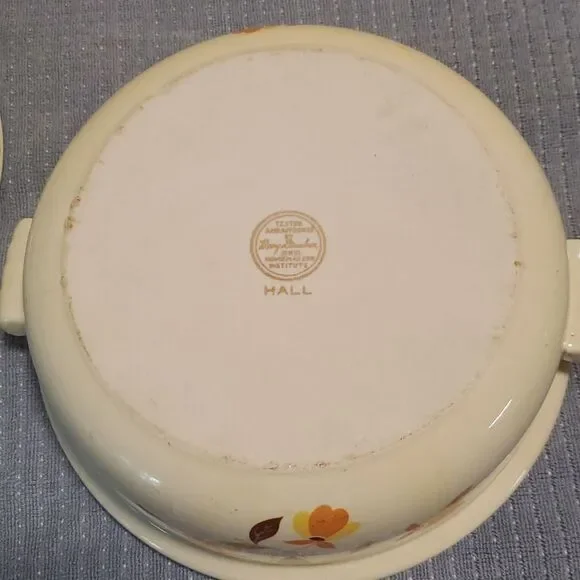 2 Qt Radiance Covered Casserole Autumn Leaf by HALL Superior - Mary Dunbar
